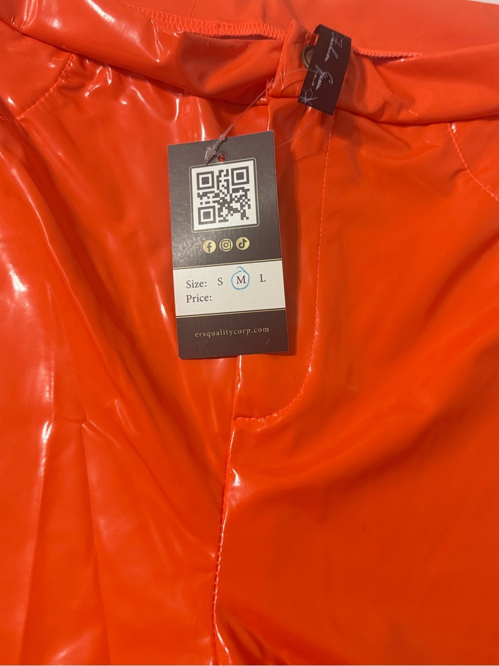 Celebrity Fashion Hera Collection Orange Patent Vinyl Pants NWT M - Picture 5 of 5